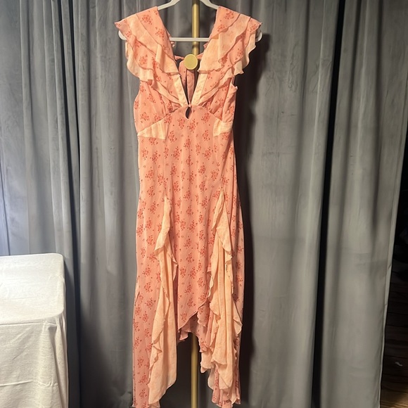 Free People Joaquin Floral Asymmetrical Hem Midi Dress in Peach Combo - Picture 8 of 14